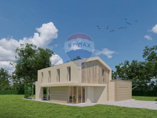 Casa de luxo - Parma, Provincia di Parma