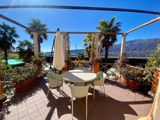 Villa Verbania, Verbano-Cusio-Ossola ilçesinde