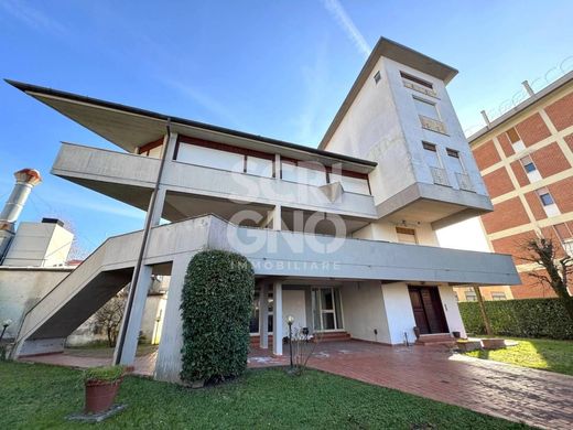 Lüks ev Pistoia, Pistoia ilçesinde