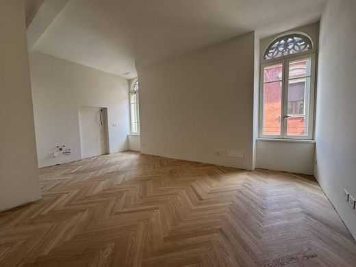 Appartement in Verona, Provincia di Verona
