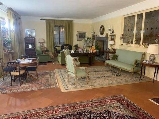 Villa in Pisa, Tuscany