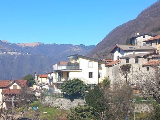 Villa - Nesso, Provincia di Como