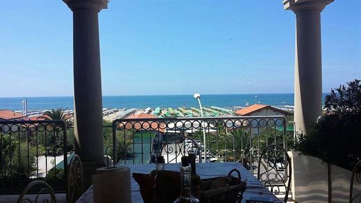 Penthouse in Pietrasanta, Provincia di Lucca