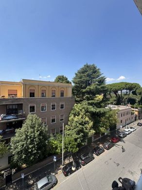 ローマ, ラツィオ州のアパートメント