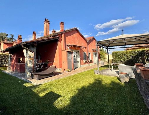 Luxury home in Poggio a Caiano, Provincia di Prato