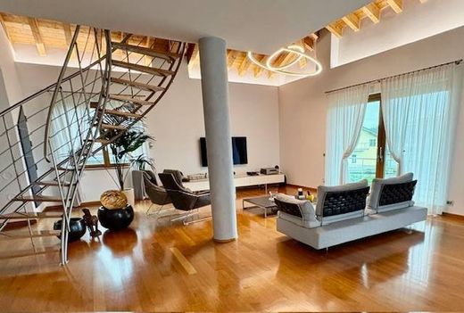 Villa Treviolo, Bergamo ilçesinde