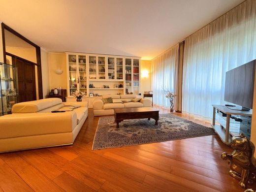 Apartment in Milan, Lombardy