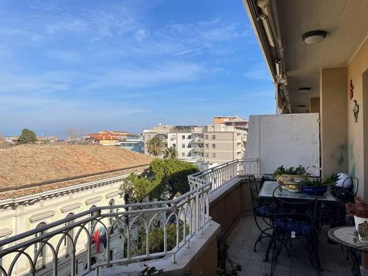 Penthouse Pescara, Pescara ilçesinde