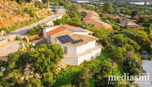 Villa in Loiri Porto San Paolo, Provincia di Sassari