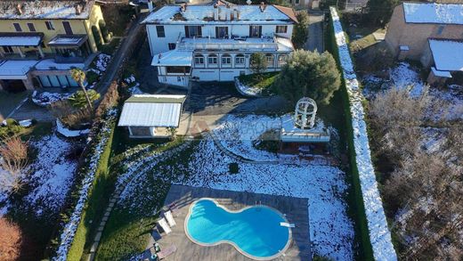 Villa in La Morra, Provincia di Cuneo