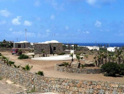 Villa - Pantelária, Trapani
