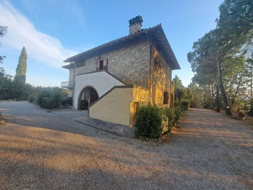 Country House in Castiglione del Lago, Provincia di Perugia