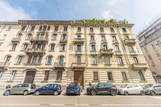 Apartment / Etagenwohnung in Mailand, Lombardei