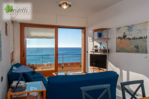 Διαμέρισμα σε Finale Ligure, Provincia di Savona