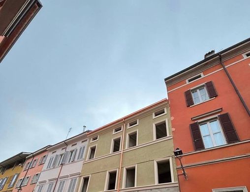 Piso / Apartamento en Parma, Provincia di Parma