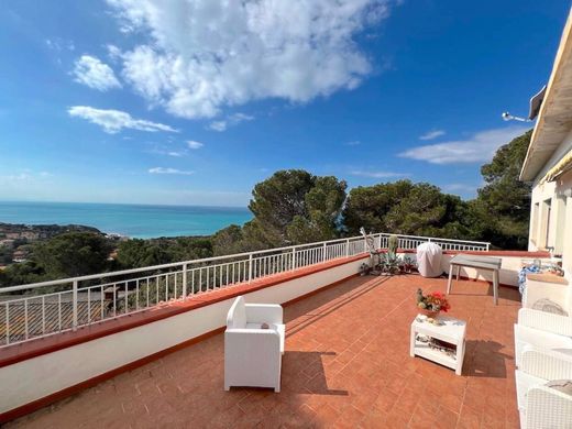 Villa - Livorno, Provincia di Livorno