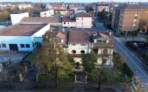 套间/公寓  Rio Saliceto, 雷焦艾米利亚省