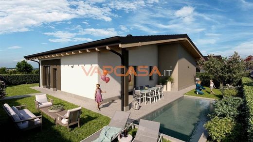 Villa in Palazzolo sull'Oglio, Provincia di Brescia