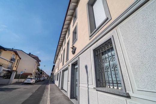 Appartement in Seregno, Provincia di Monza e della Brianza