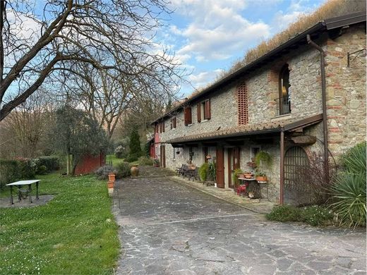 Villa in Vernio, Provincia di Prato