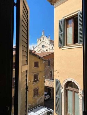 Appartamento a Verona, Veneto