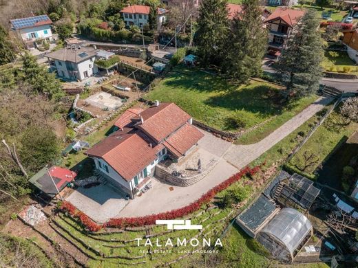 Casa de lujo en Besano, Provincia di Varese