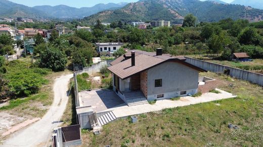 Villa - Fisciano, Provincia di Salerno