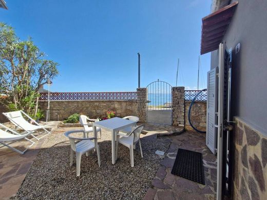 Apartment in Rio Marina, Provincia di Livorno