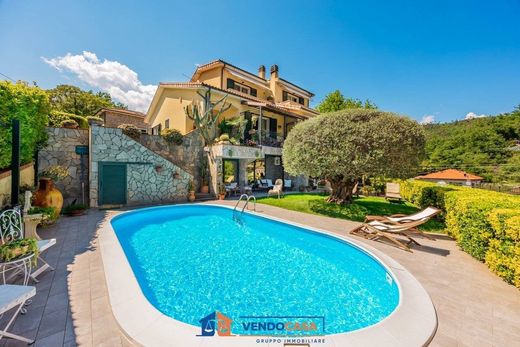 Villa a Pietra Ligure, Savona