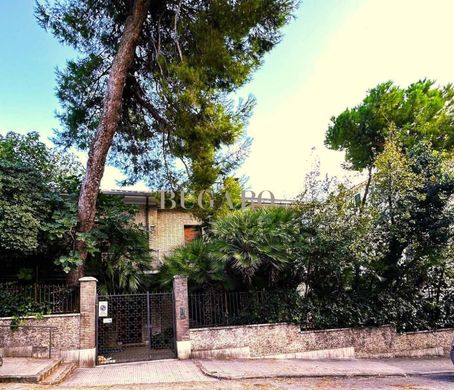 Villa en Ancona, Provincia di Ancona