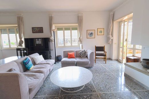 Penthouse in Rome, Latium