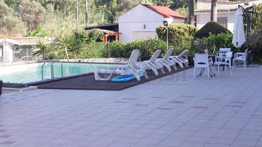 Villa in Syracuse, Sicily