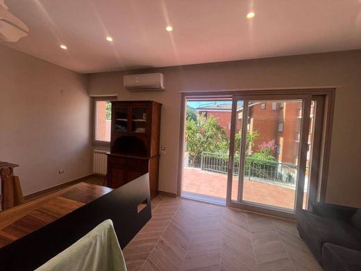 ‏בתים מדורגים ב  Vico Equense, Napoli