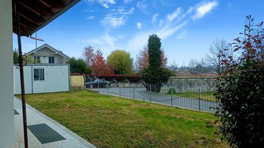 Villa in Villarbasse, Turin