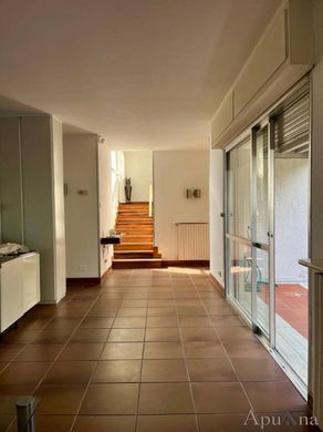 Penthouse w Massa, Provincia di Massa-Carrara