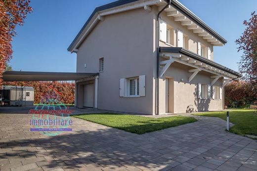 Villa in Pieve di Cento, Bologna