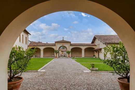 Casale a Cellatica, Brescia