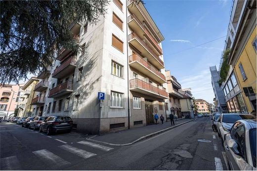 Ático en Varese, Provincia di Varese