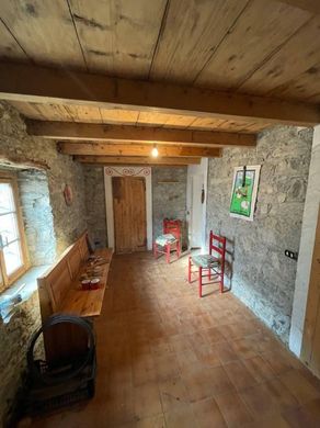 Chalet in Costa Valle Imagna, Provincia di Bergamo