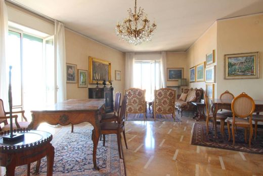 Penthouse Verona, Verona ilçesinde