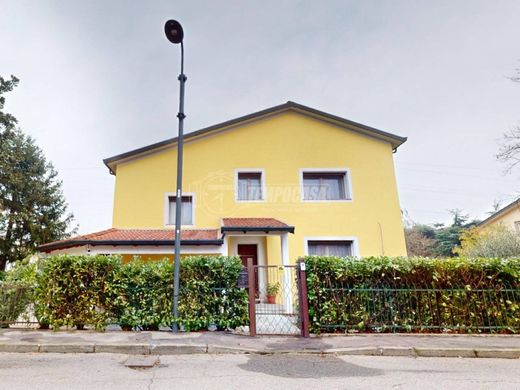 Villa in Segrate, Città metropolitana di Milano