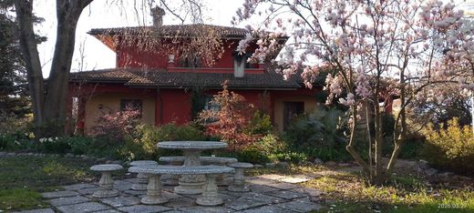 Villa in Bene Vagienna, Provincia di Cuneo
