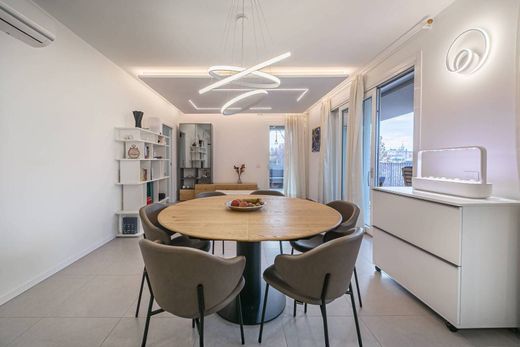 Apartment / Etagenwohnung in Mailand, Lombardei