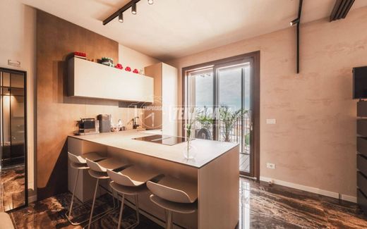 Piso / Apartamento en Milán, Lombardia