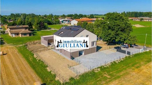 Villa - Reggio nell'Emilia, Provincia di Reggio Emilia