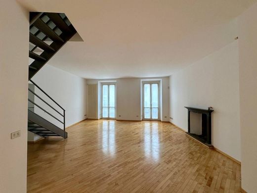 Apartment / Etagenwohnung in Mailand, Lombardei