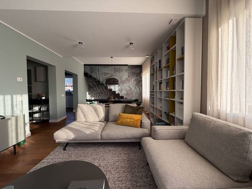 Apartment / Etagenwohnung in Padua, Venetien