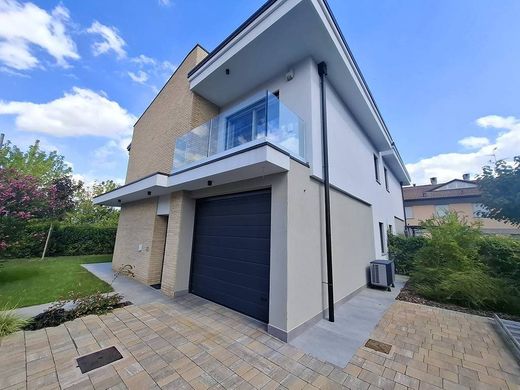 Villa in Parma, Provincia di Parma