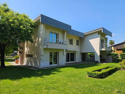 Villa Tombolo, Padova ilçesinde