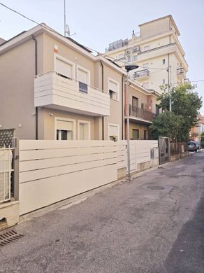 Βίλα σε Rimini, Provincia di Rimini